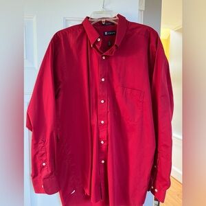 Chaps Men’s Button Down (Perfect for Valentine’s Day) ♥️